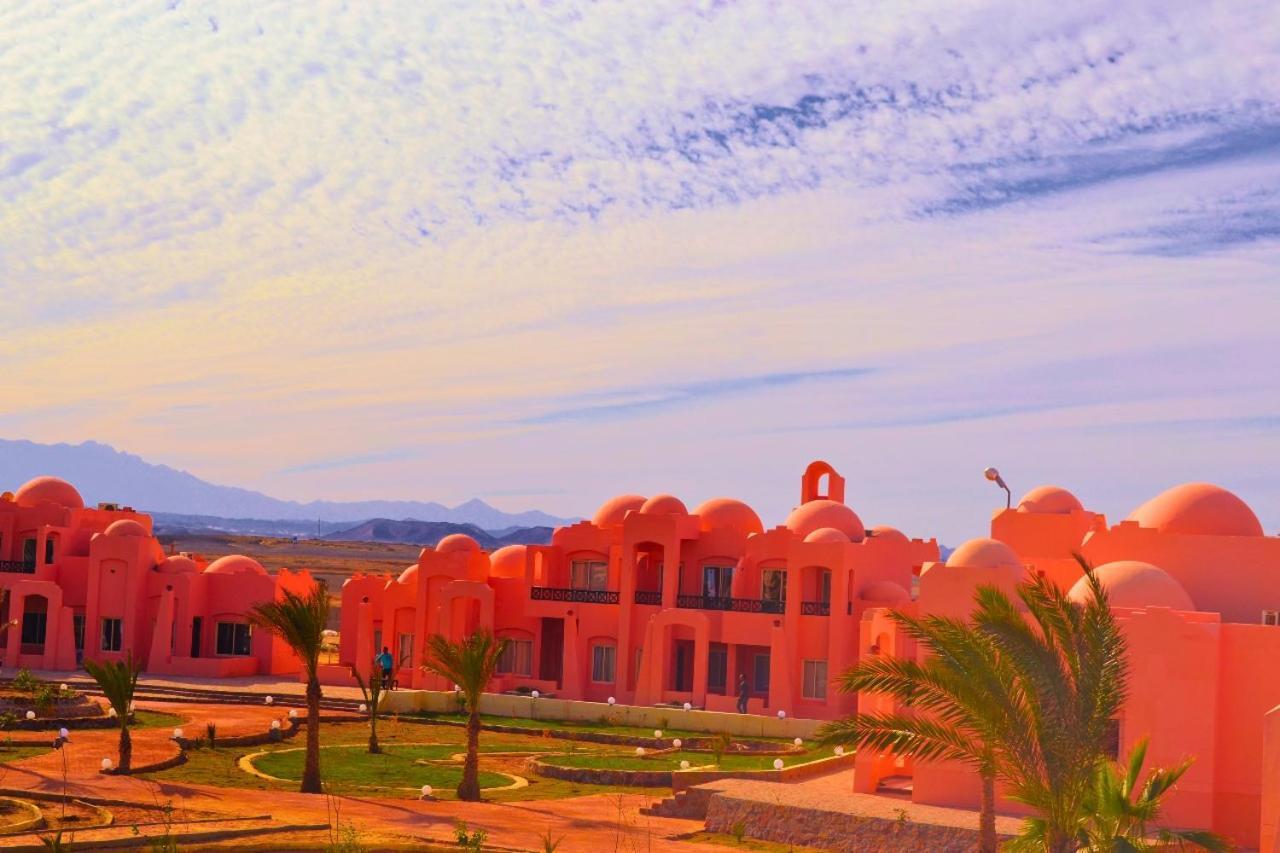 Abū Ghuşūn Hostmark Zabargad Beach Resort מראה חיצוני תמונה