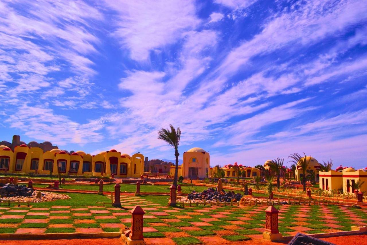 Abū Ghuşūn Hostmark Zabargad Beach Resort מראה חיצוני תמונה