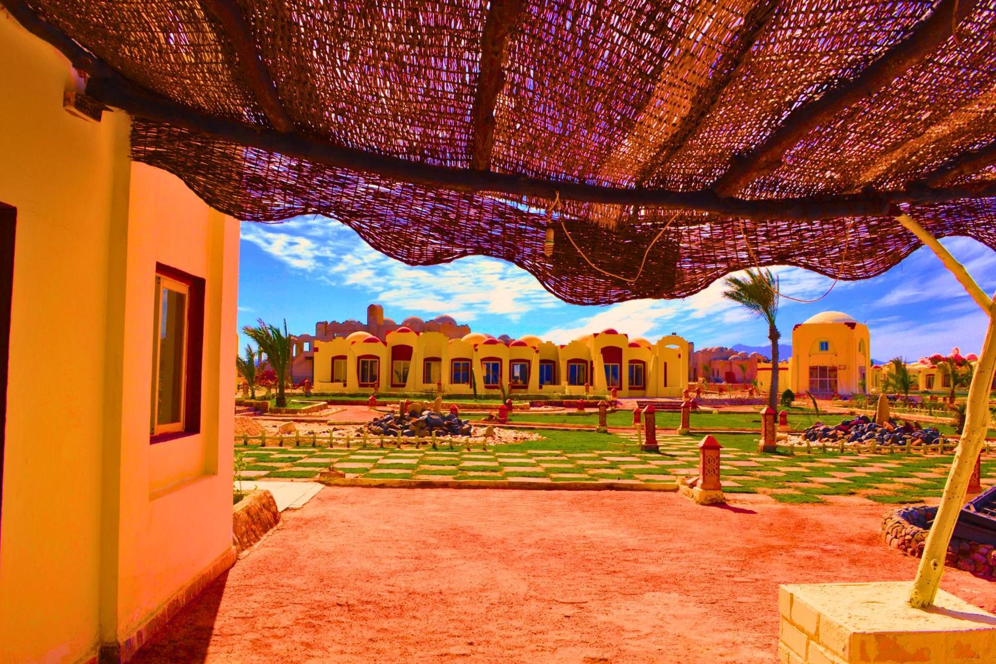 Abū Ghuşūn Hostmark Zabargad Beach Resort מראה חיצוני תמונה
